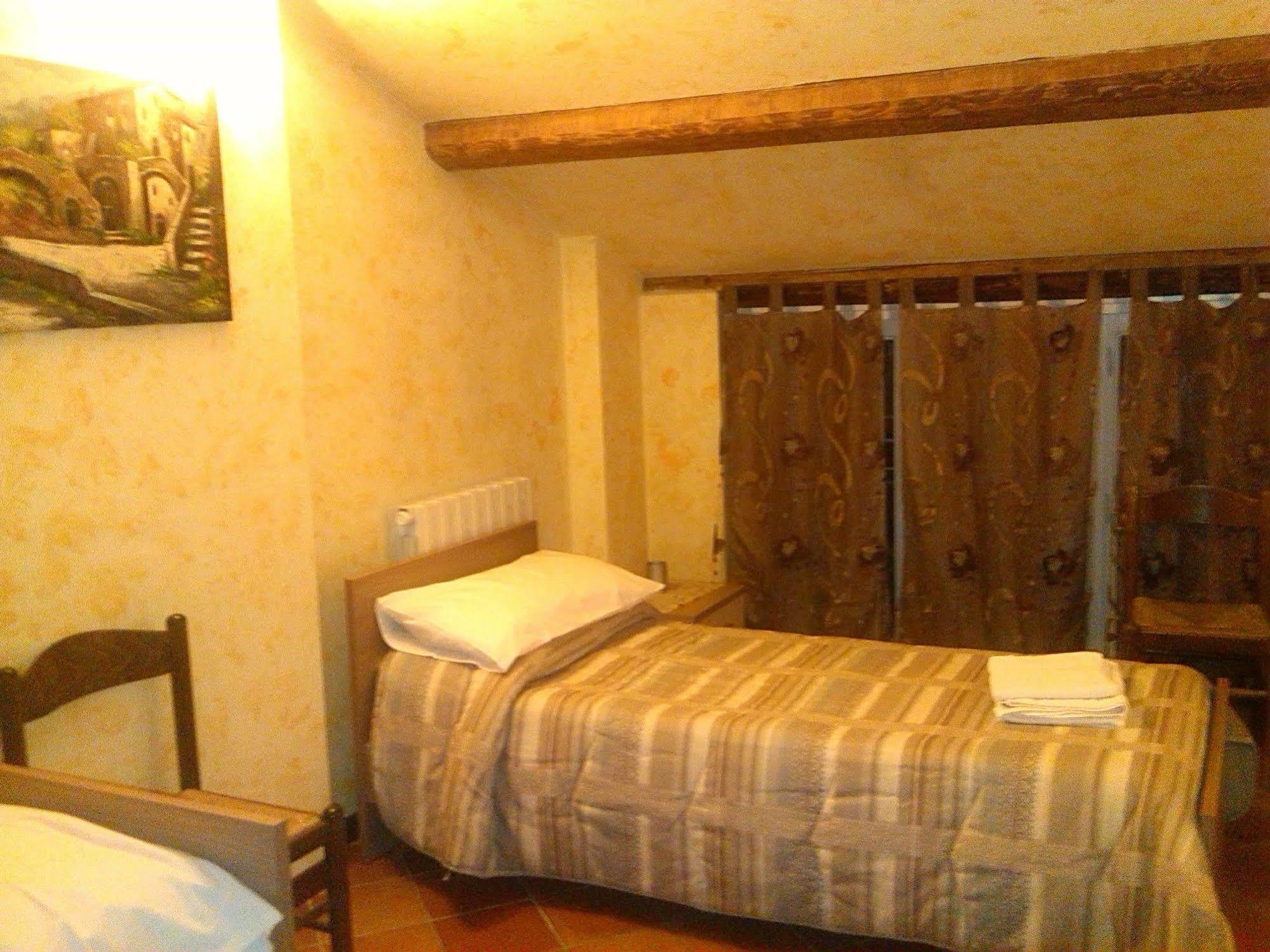 Affittacamere Il Granaio Lucca Exterior foto